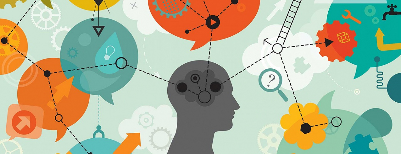 Женское лицо в современном искусстве: изображение взрослой женщины на фоне графики.